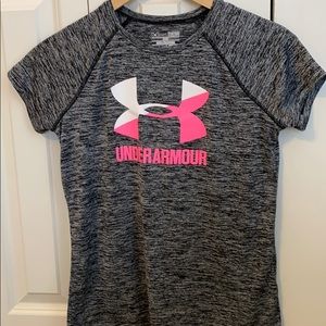 Under Armor Athletic tee